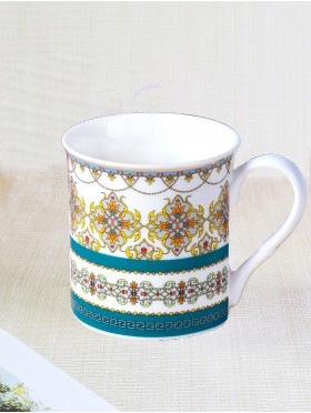 Royal Filigree Porcelain Mug With Gift Box